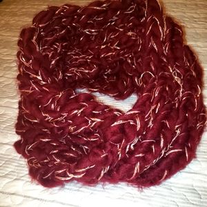 Apt 9 infiniti scarf